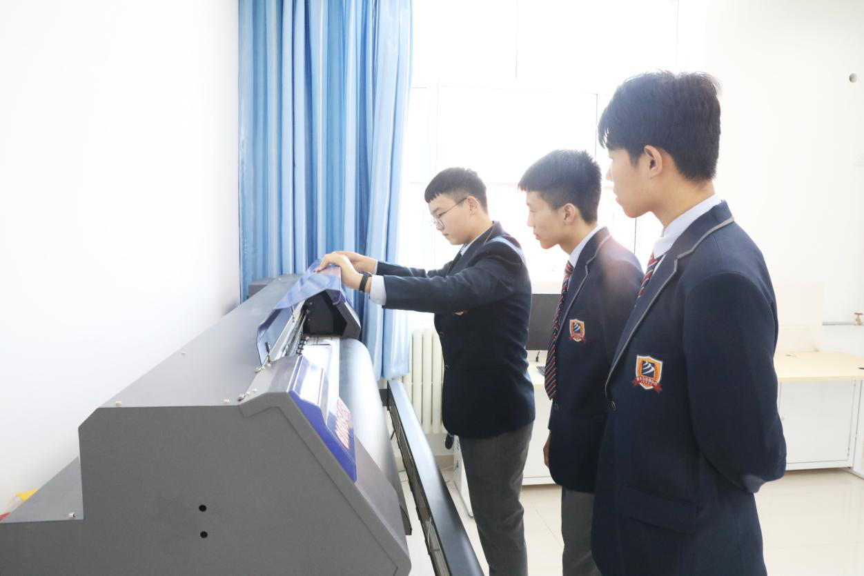 ���Ļ�(li��n)�W(w��ng)�r�����˲�ȱ�ھ޴������(zh��n)����ˆ�?