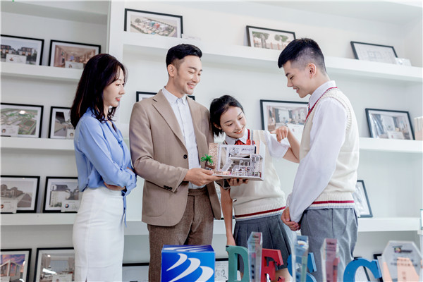 �D(zhu��n)�W(xu��)���x�񣺻�(li��n)�W(w��ng)������δ���ķ���