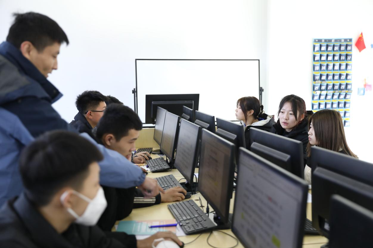 15�q�x��һ�z�W(xu��)����֮·ͬ�Ӿ���