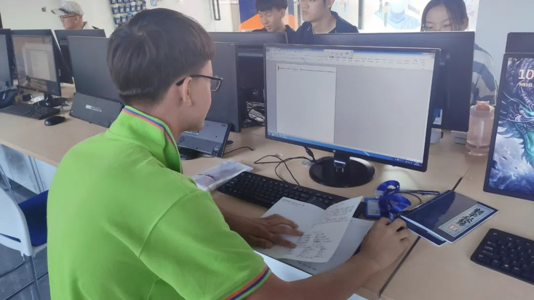 �������� | �����i��������־���¸�ǰ��