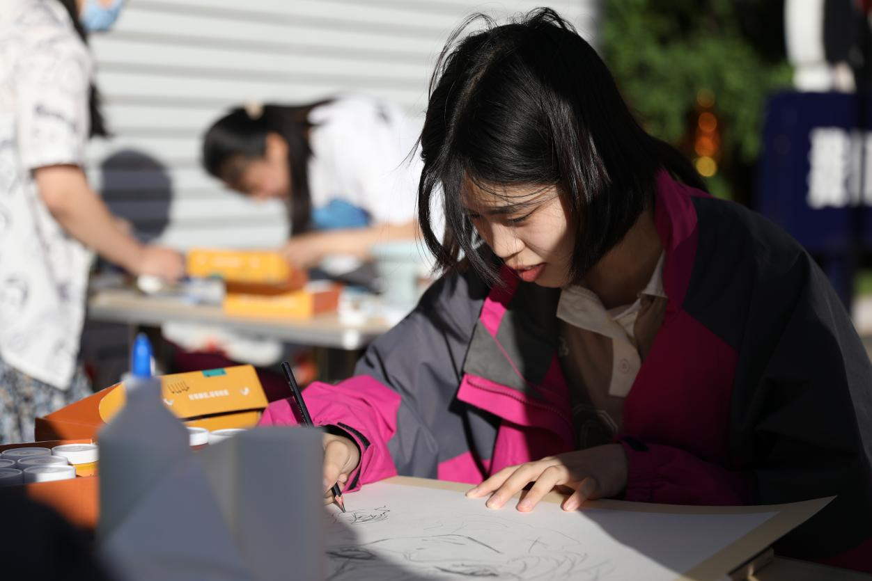 ������ʽ��ֹһ�N��ÿ�����Ӷ����m���Լ����x��