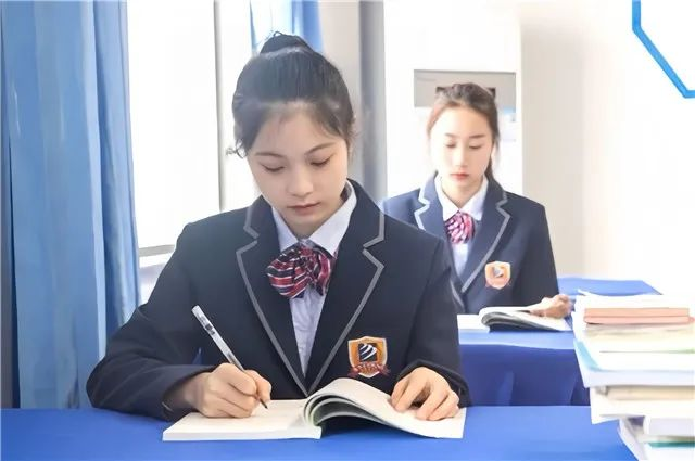 �������A���аࣺ�_�����W���������T������δ��