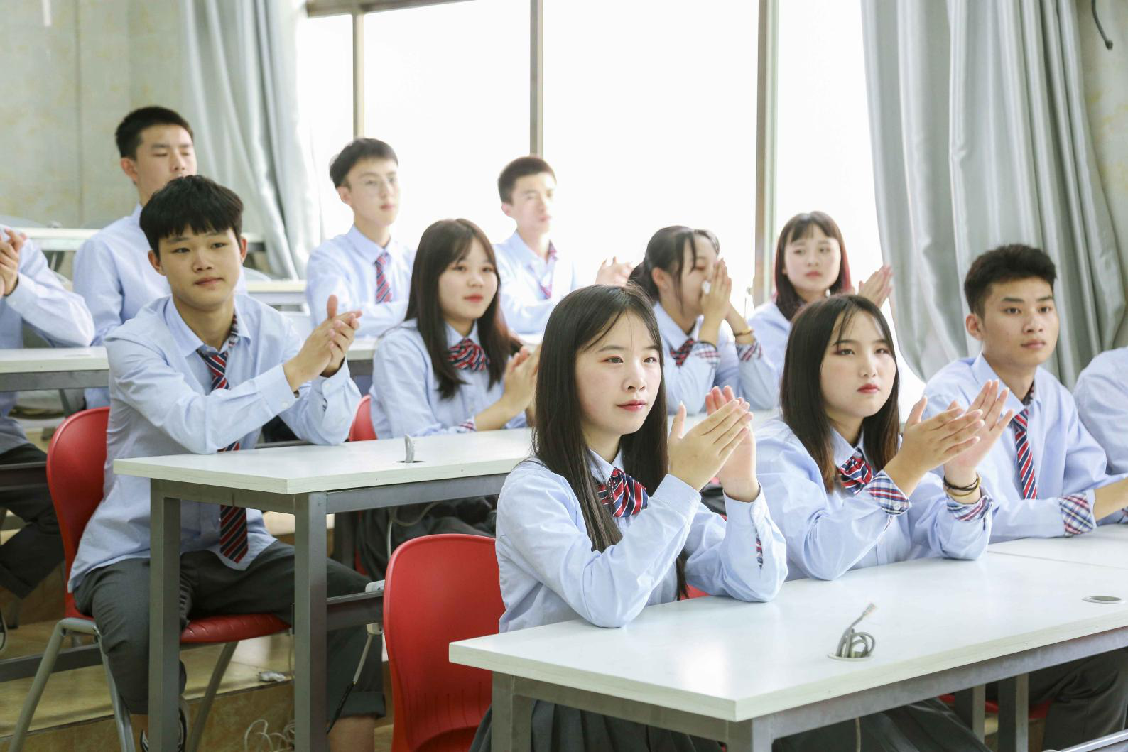 ����@��У�x��(zhu��n)�I(y��)��������У�҂���ͬ���]���A��