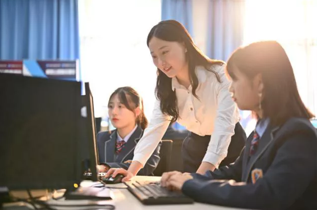 �ϼ�У��Ů���W(xu��)ʲô��(zhu��n)�I(y��)�þ͘I(y��)��